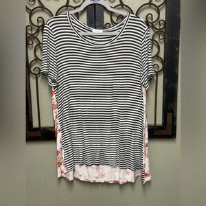 Oddy short sleeve striped floral high/low top
